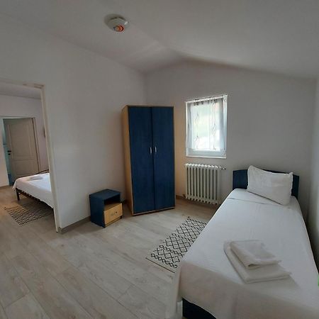 Casa 1 Yuppy Apartment Ieşelniţa Ruang foto