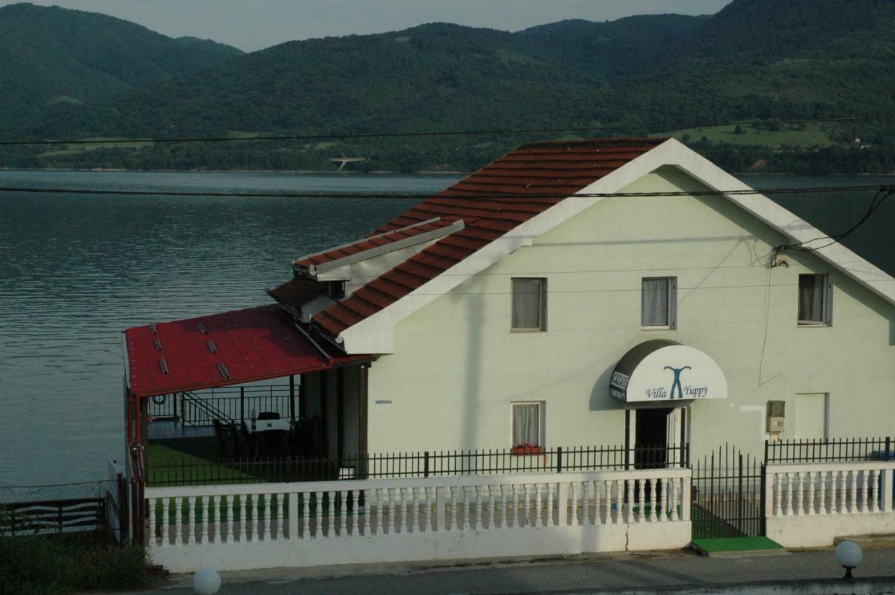 Casa 1 Yuppy Apartment Ieşelniţa Bagian luar foto